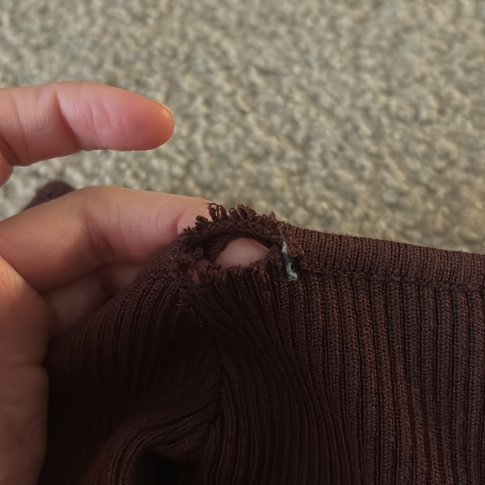 “Zara”: Brown Off-Shoulder Ribbed Top - Picture 4 of 4